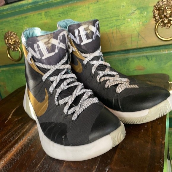 Nike Hyperdunk 2015 Limited LA Edition size 8.5 - Picture 1 of 9
